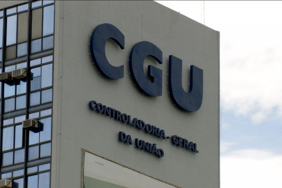 CGU vê risco extremo de sobrepreço no 'tratoraço'