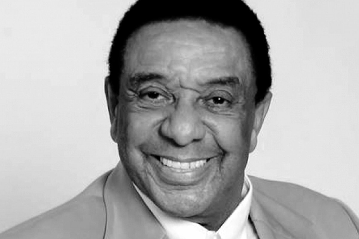 Após guerra judicial, filha de Agnaldo Timóteo obtém direito à herança do cantor