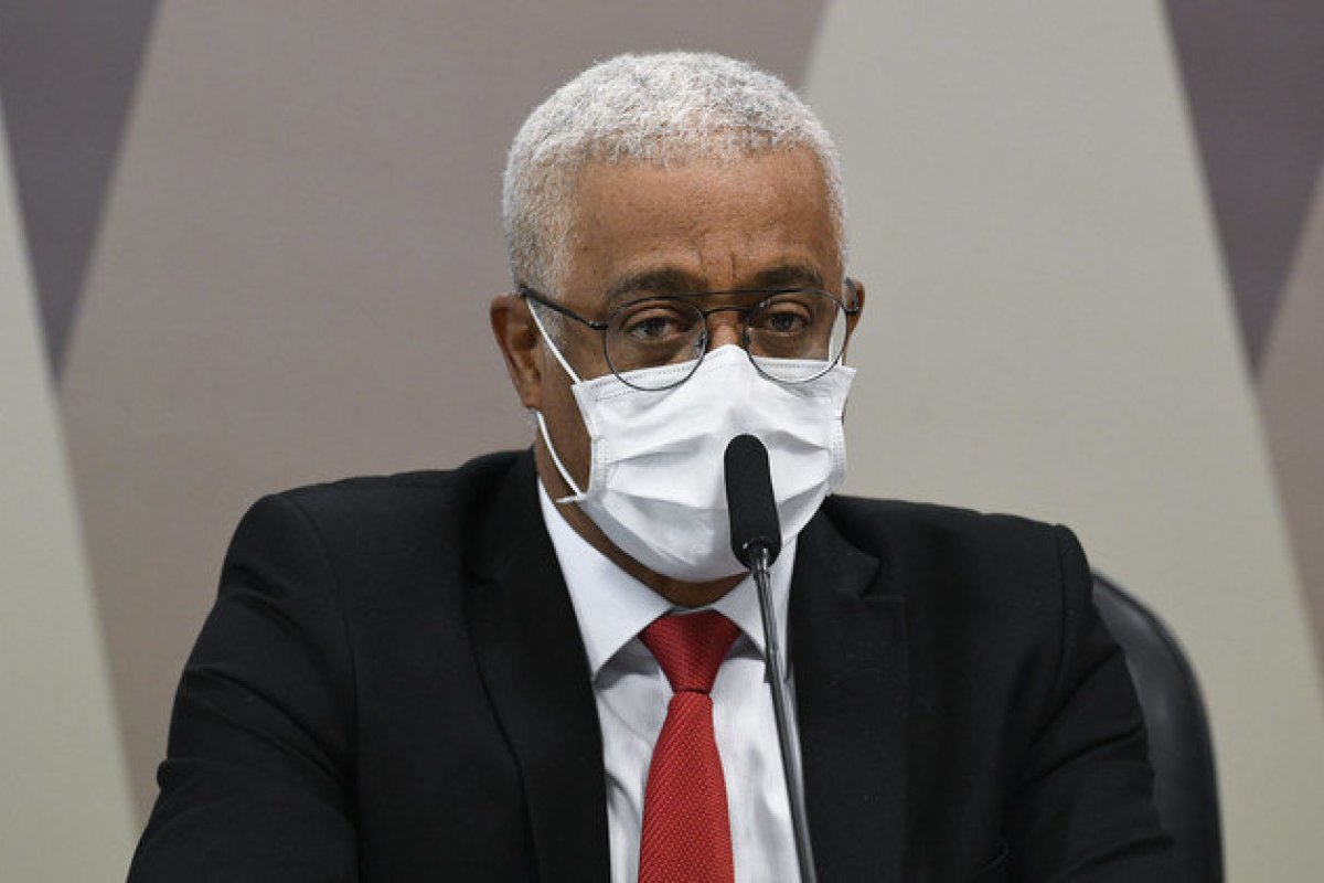 Faturamento com ivermectina cresceu 600% na pandemia, revela Jailton Batista