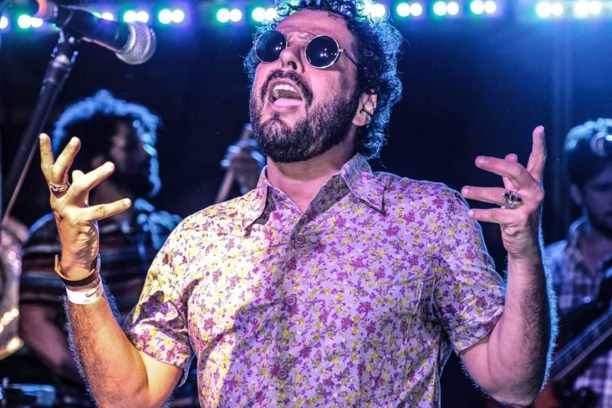 Com referências de Luiz Gonzaga, single do pernambucano Charles Theone tem parceria com o jornalista Júlio Moura e ClipeDOC inédito