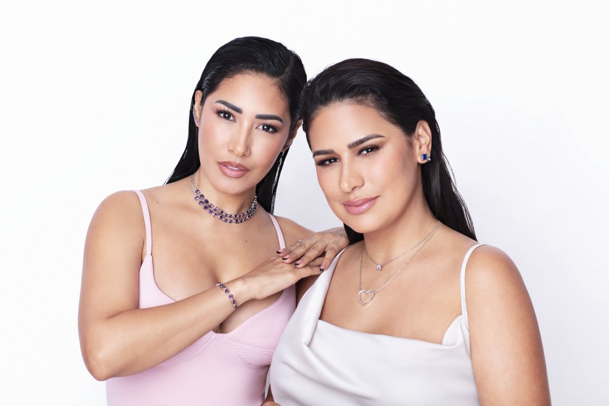 Nova coleção assinada por Simone & Simaria chega a Rommanel