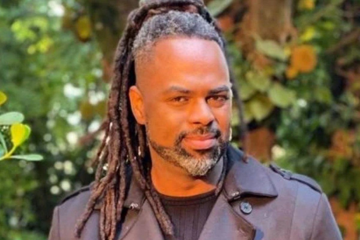 Manoel Soares, do programa É de Casa, testa positivo para a Covid-19