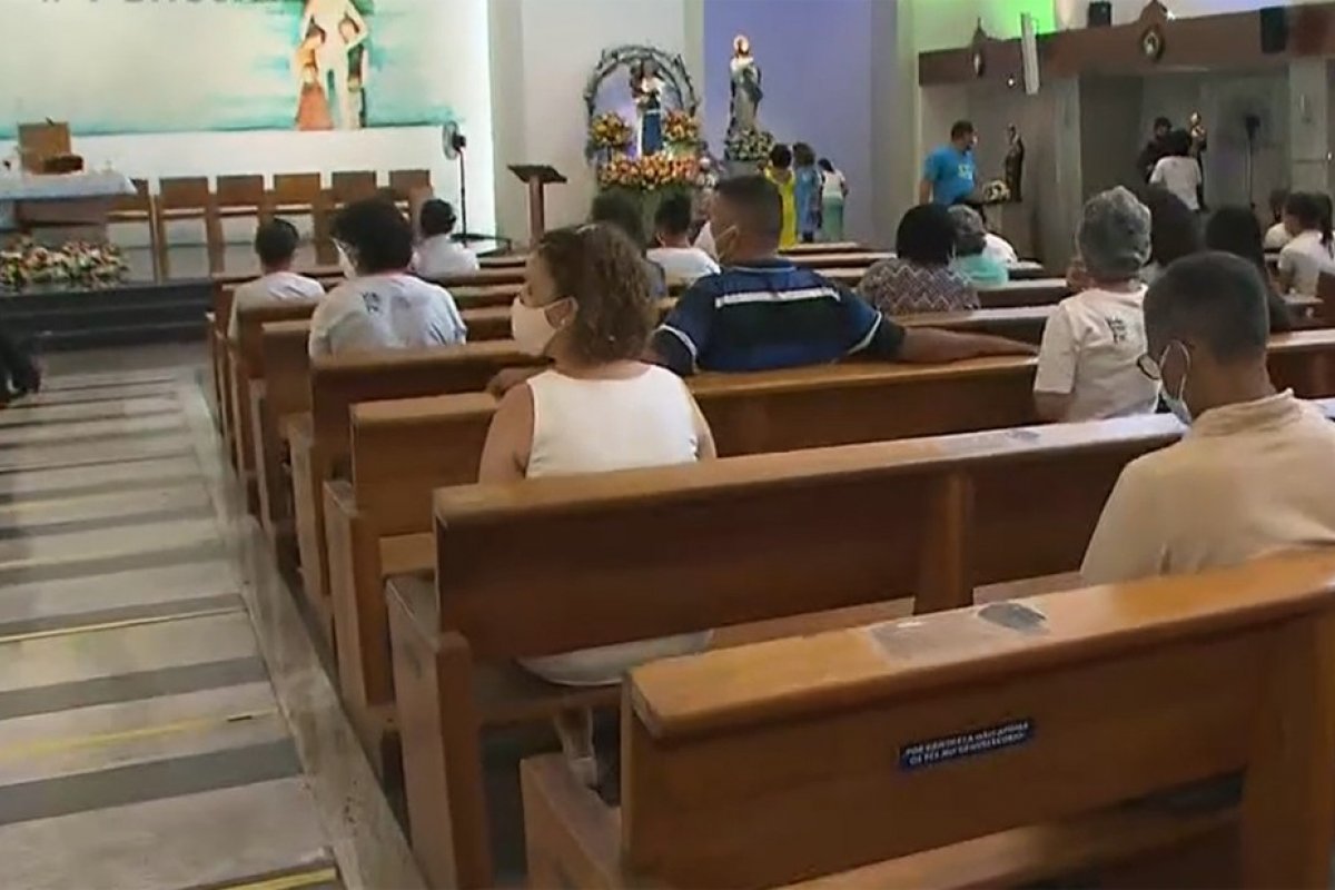 Devotos celebram Dia de Santa Dulce dos Pobres em Salvador nesta sexta-feira (13)