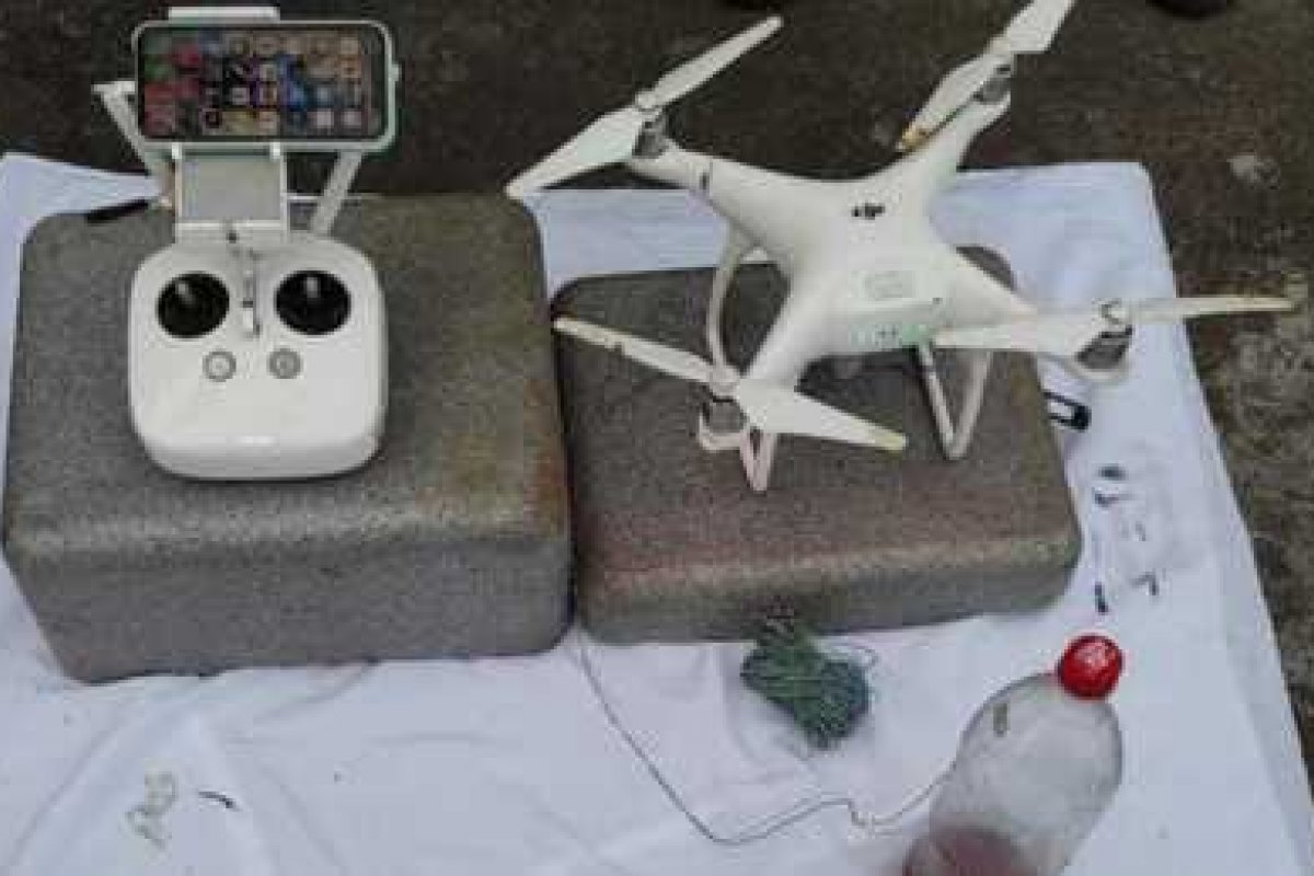 PM apreende drone que lançaria celulares para presídio em Valença