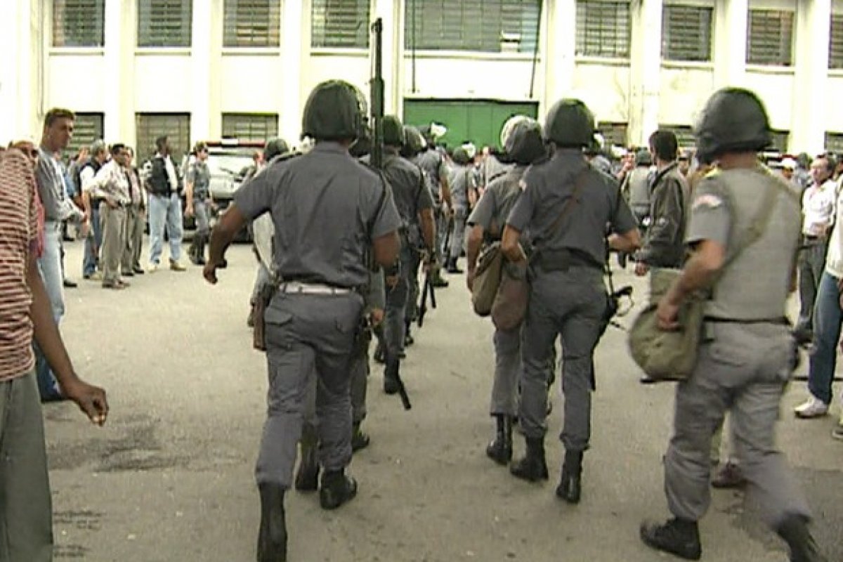 Deputado pede concessão de ato de clemência aos policias condenados na ação do Carandiru