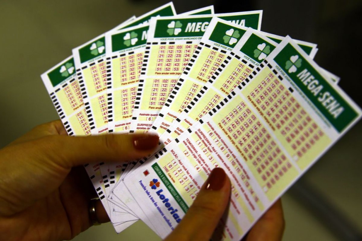 Mega-Sena acumula e deve pagar R$ 34 milhões no próximo concurso