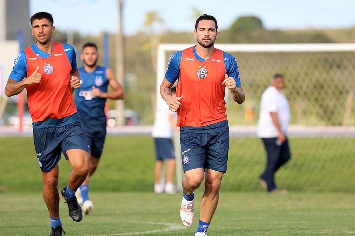 Buscando por fim a seca de triunfos, Bahia encara Atlético-GO em confronto direto pelo Brasileiro