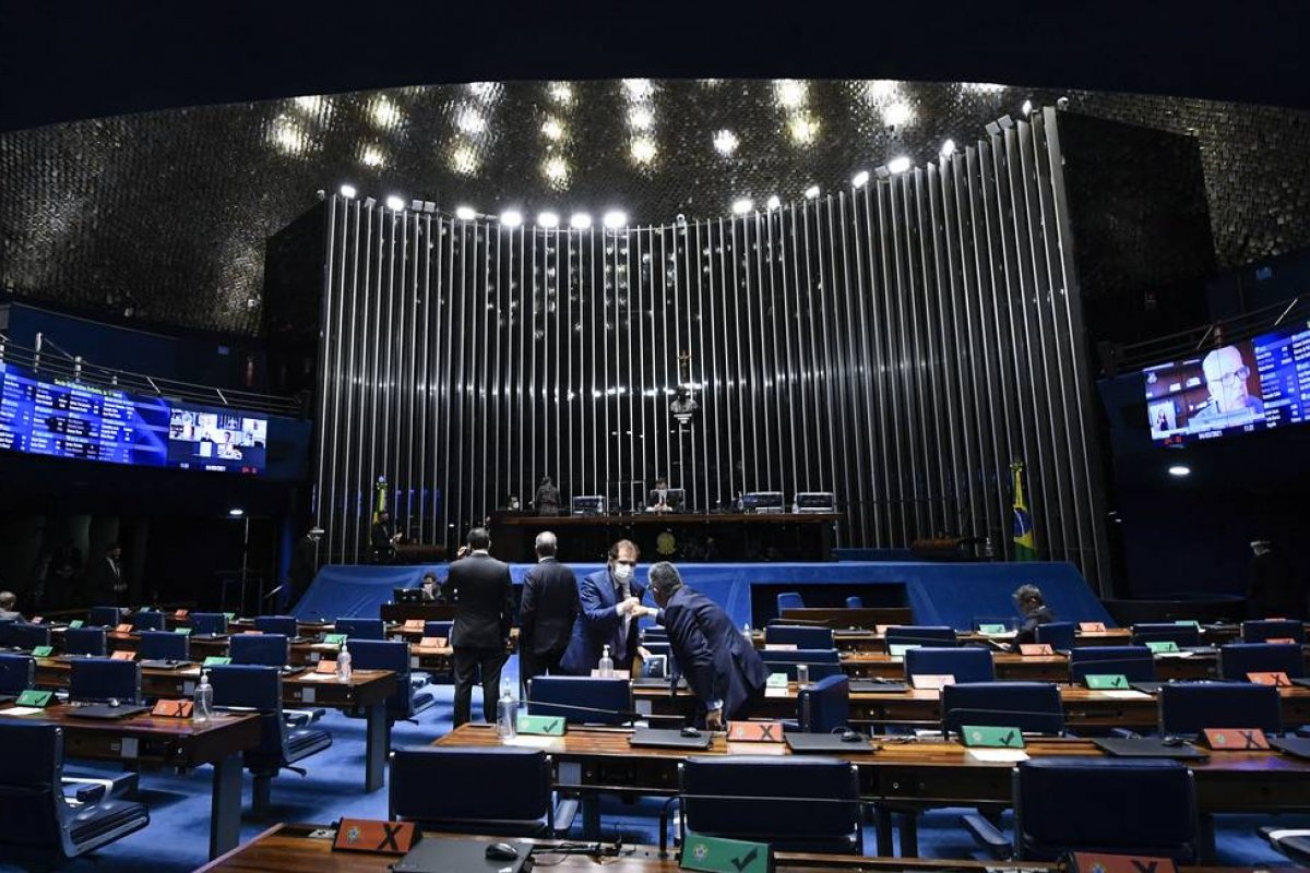 Senado indica veto às coligações proporcionais