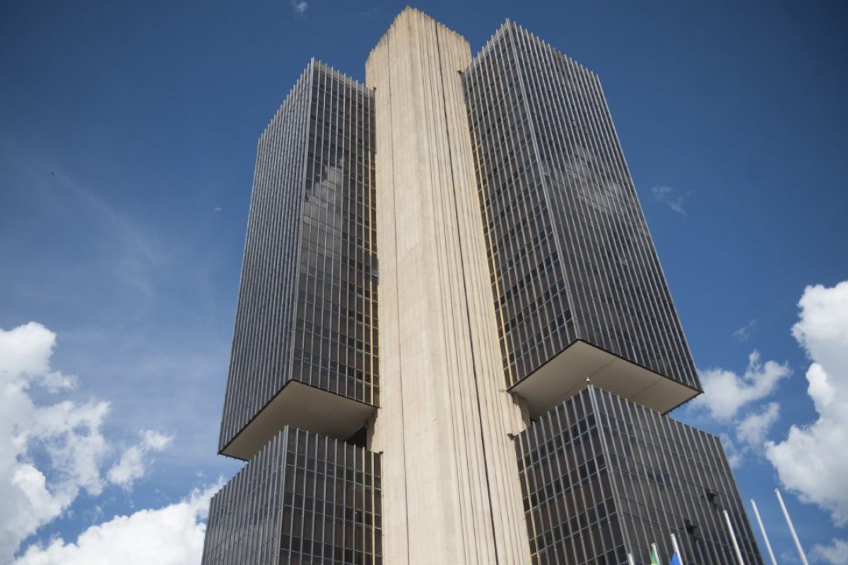 Mercado prevê inflação em 7% pela primeira vez em 2021