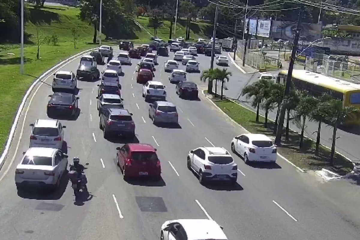 Boletim de trânsito: Saiba quais são as vias congestionadas nesta quinta-feira (19)