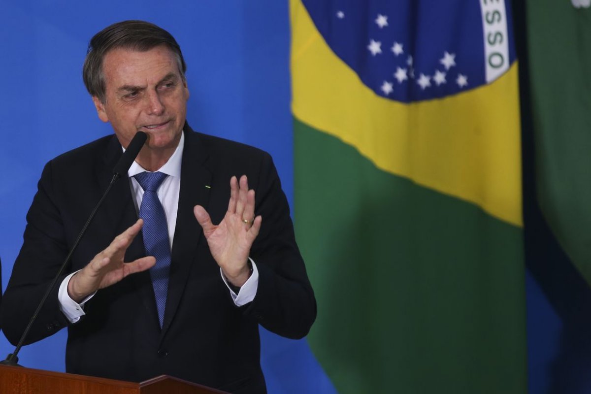 TSE rejeita ação de Bolsonaro contra Haddad e Folha
