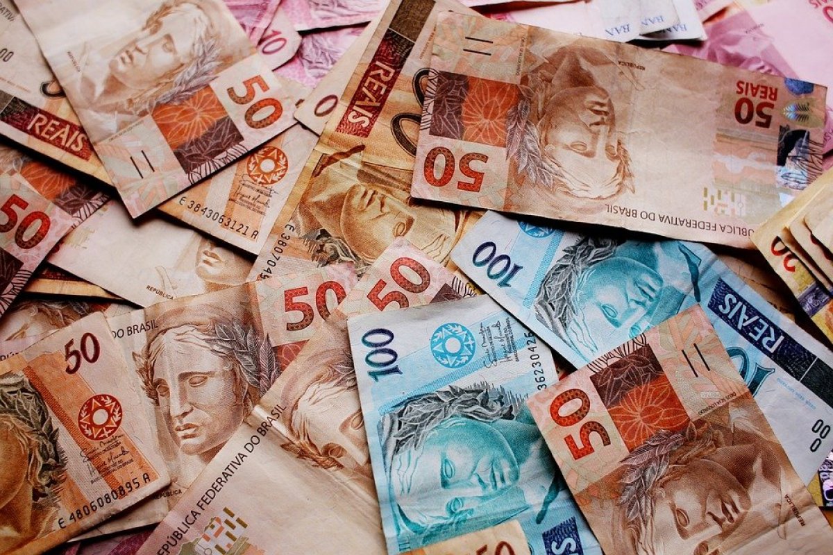 Bancos registram cerca de 234,3 mil operações suspeitas ao Coaf em 7 meses