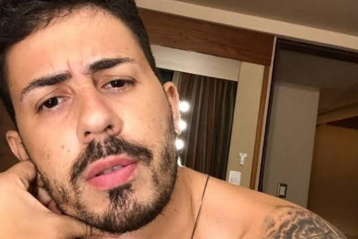 Se deu mal! Carlinhos Maia é condenado a pagar R$ 30 mil por rabiscar quadro de artista plástica em hotel de Aracaju