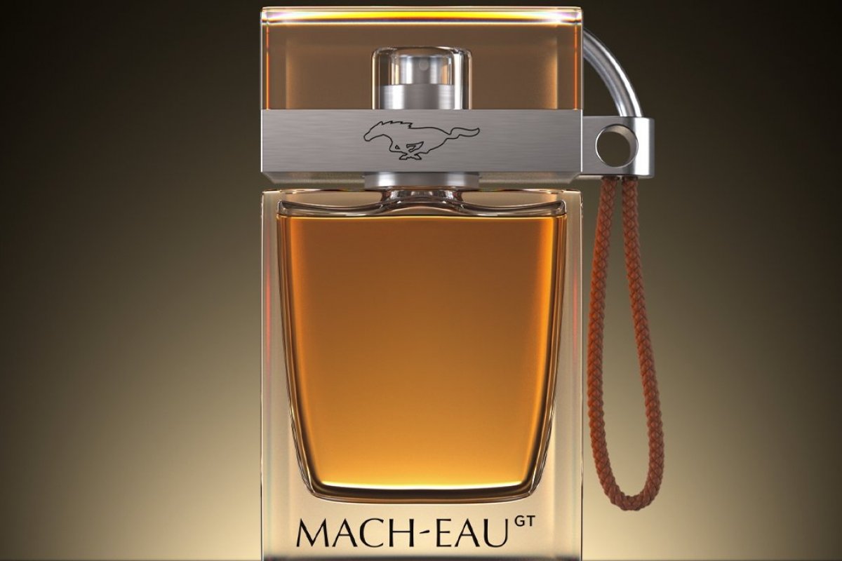 Ford cria perfume com cheiro de gasolina para o lançamento do Mustang Mach-E GT