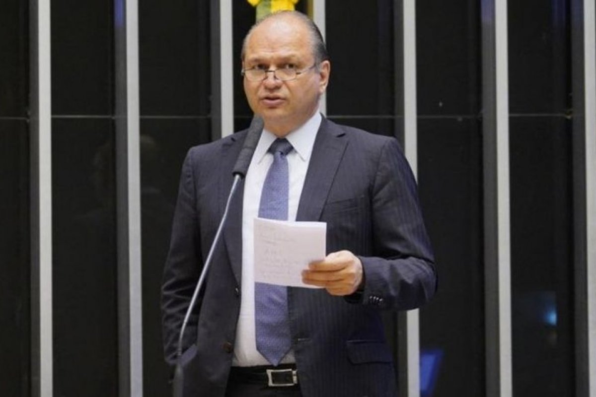 Ricardo Barros tenta anular quebra de sigilo pela CPI, no STF