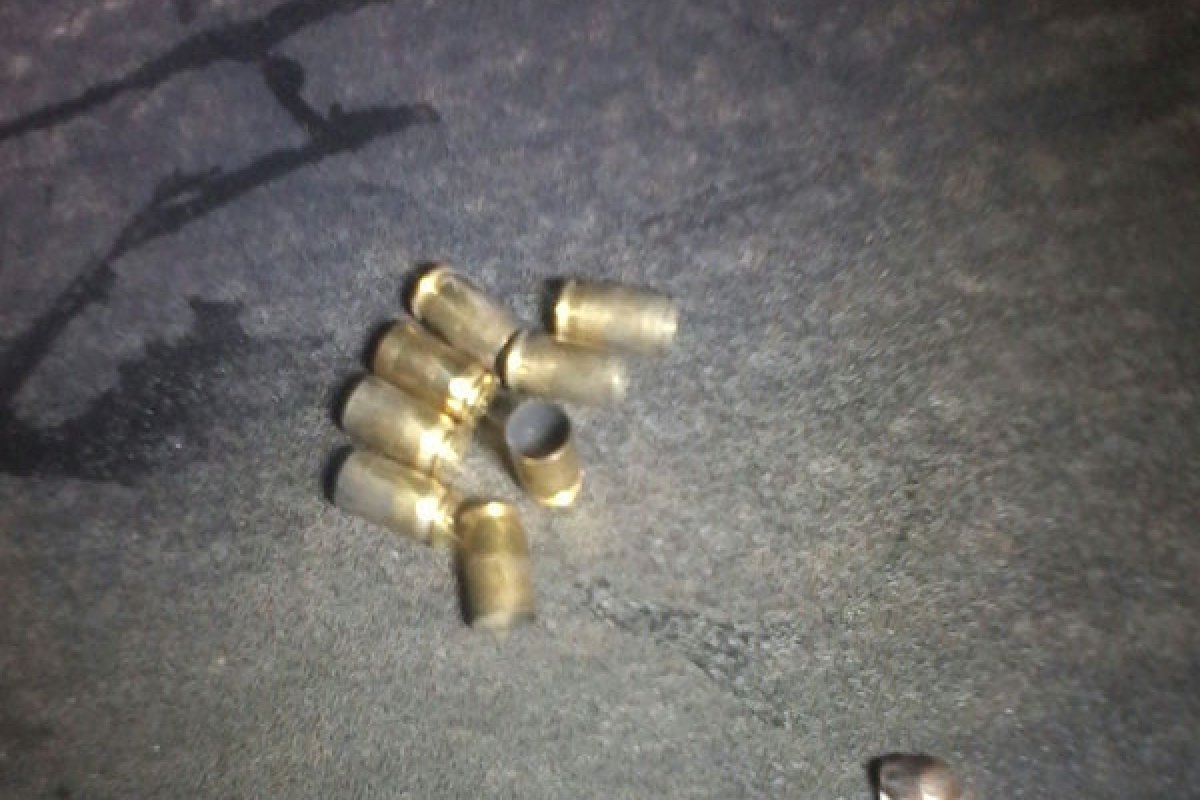 Tiroteio e carreta incendiada assustam moradores no bairro Jardim Santo Inácio, em Salvador