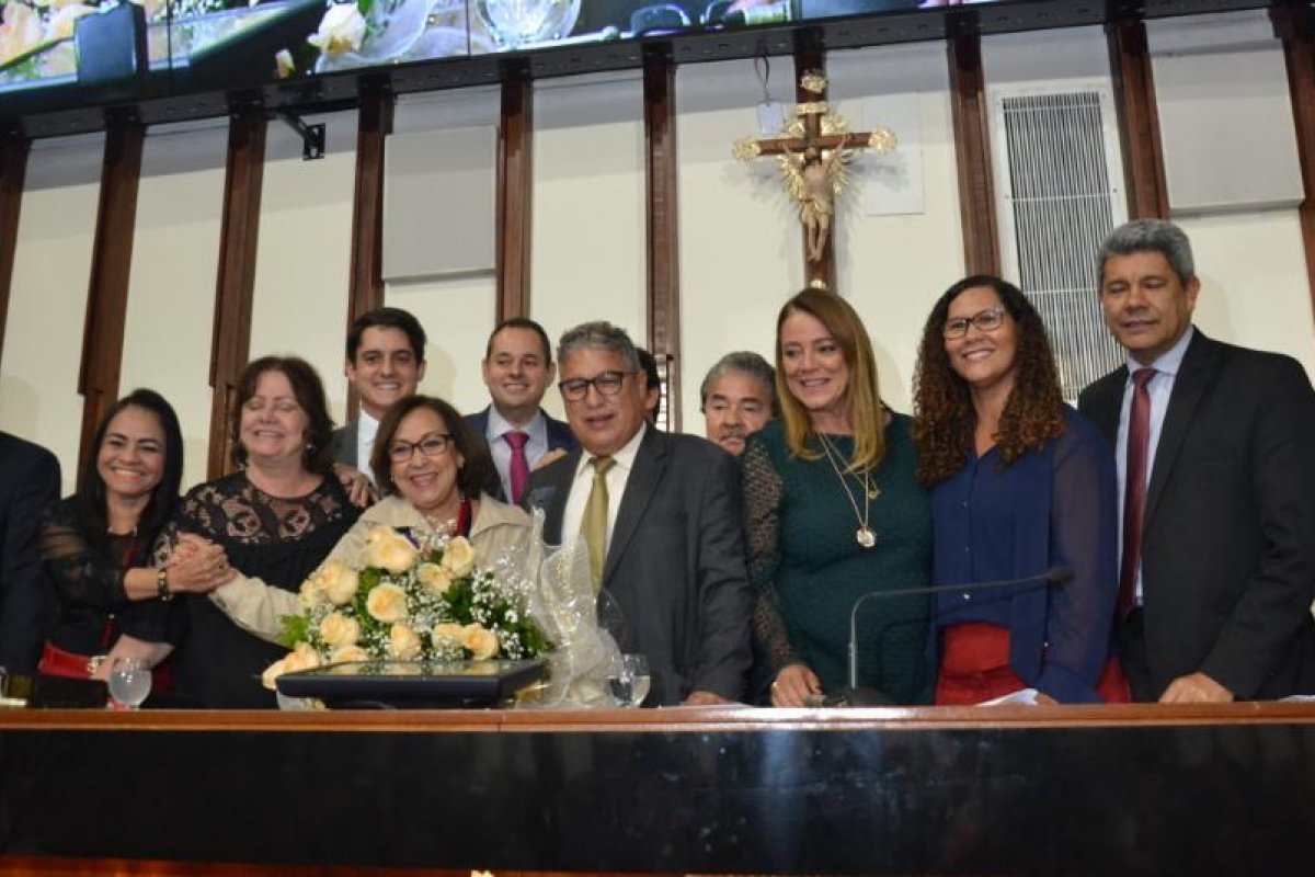 ALBA: Lídice recebe Comenda 2 de Julho