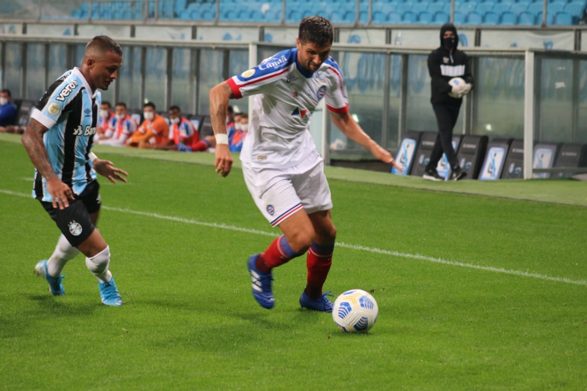 Bahia perde para o Grêmio e vê zona de rebaixamento mais próxima