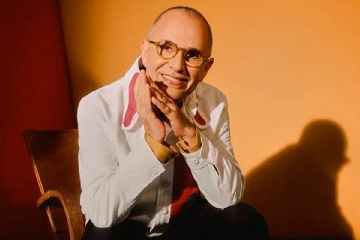 Novos tempos! Vogue Brasil convida 10 nomes da moda para refletir sobre o momento atual!