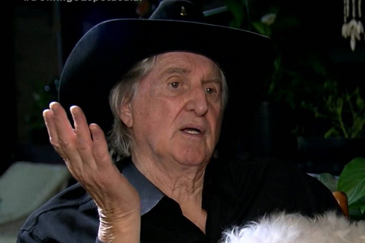 Sérgio Reis desabafa ao dizer que só um artista mandou mensagem de apoio para ele