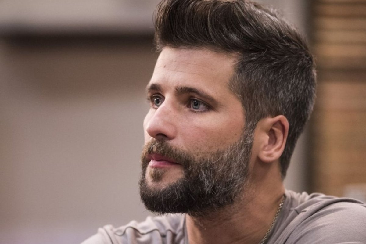 Bruno Gagliasso é processado por ex-empregado e não comparece a audiência