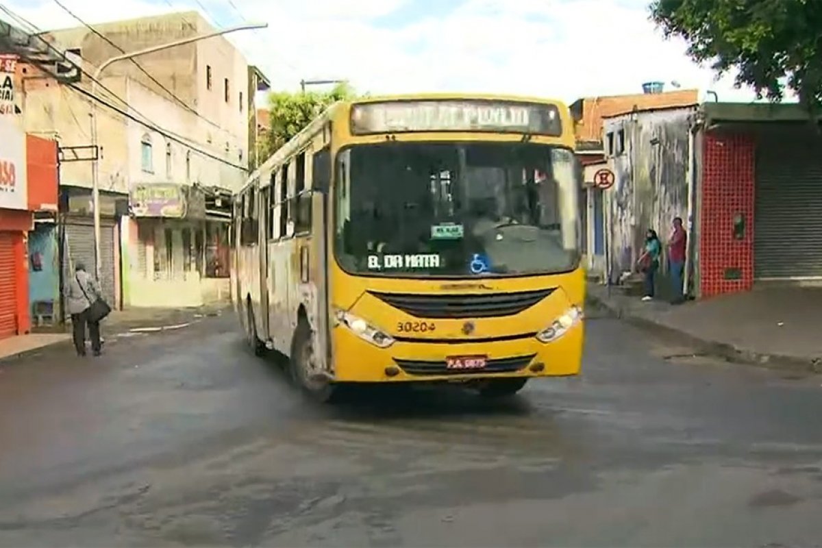 Ônibus voltam a circular sem restrições no bairro de Valéria, em Salvador