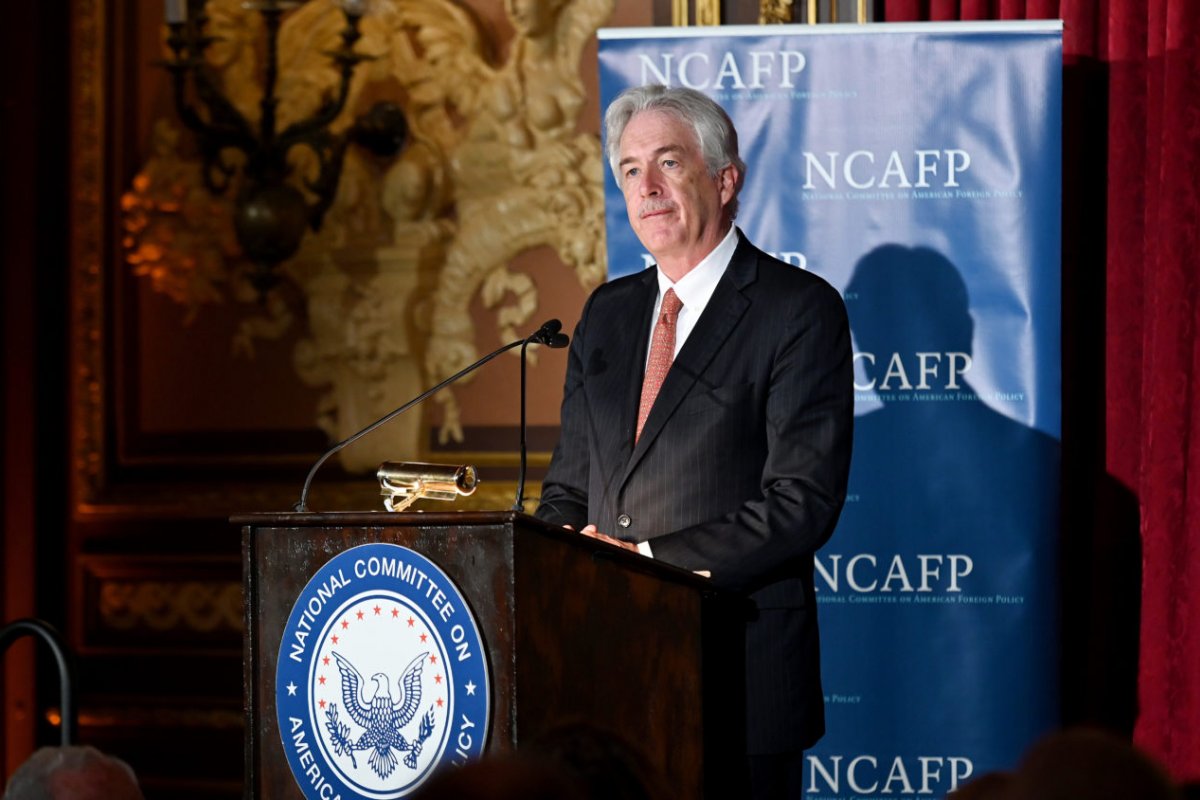 Chefe da CIA se reuniu em segredo com líder do Talibã em Cabul