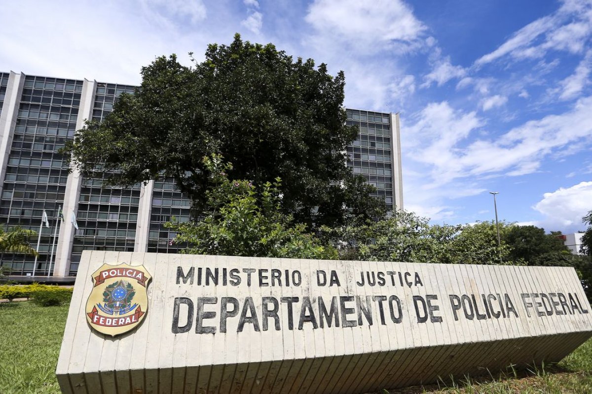 Vídeo: PF desarticula associação criminosa suspeita de invadir site do TSE