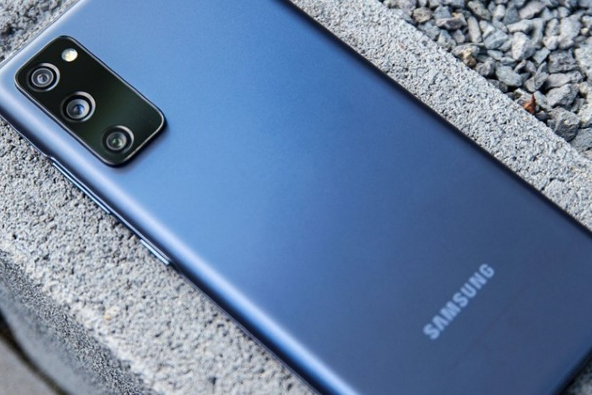 Samsung e Motorola dominam mercado brasileiro de celulares, mas Xiaomi ameaça