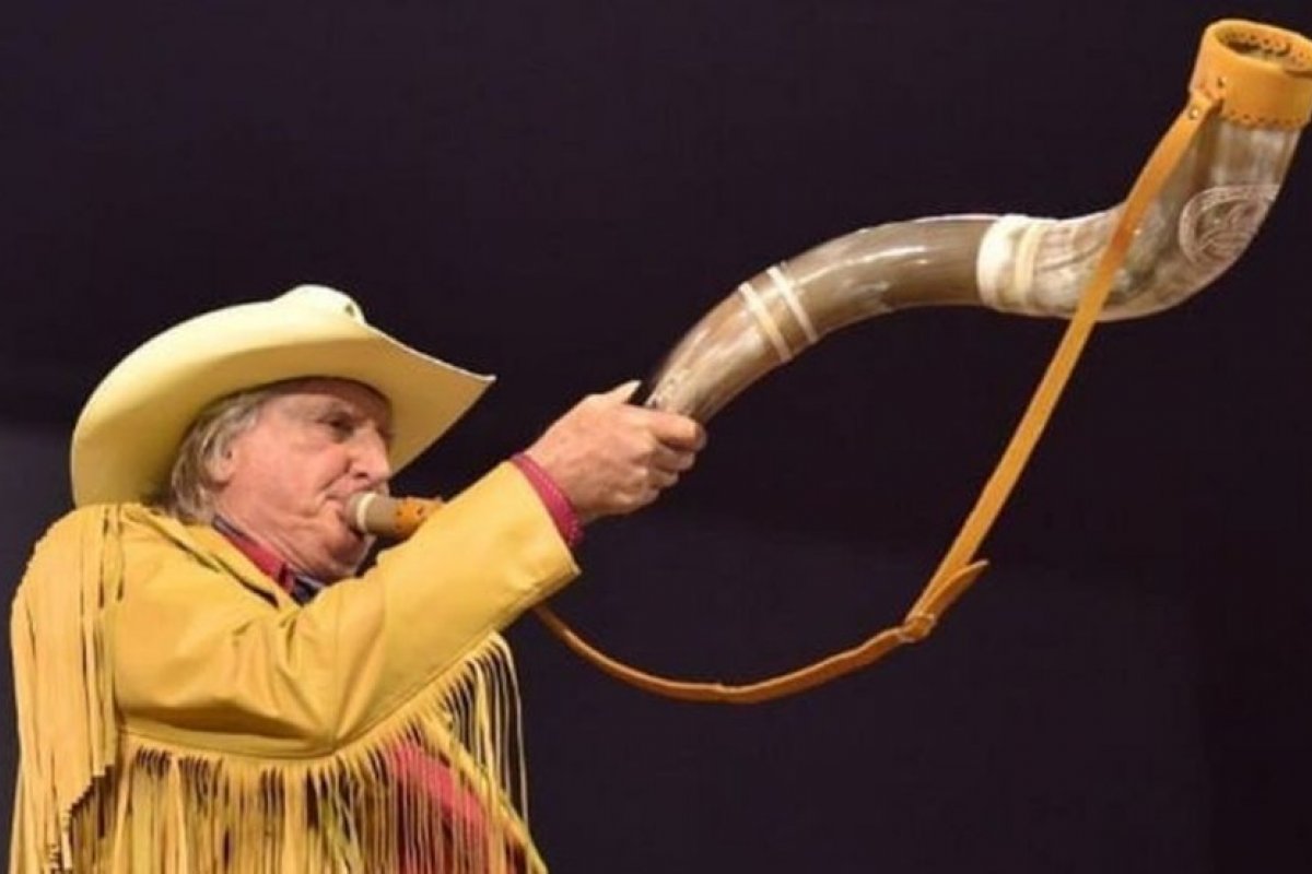 Sérgio Reis não vai mais lançar disco com parcerias, diz filho