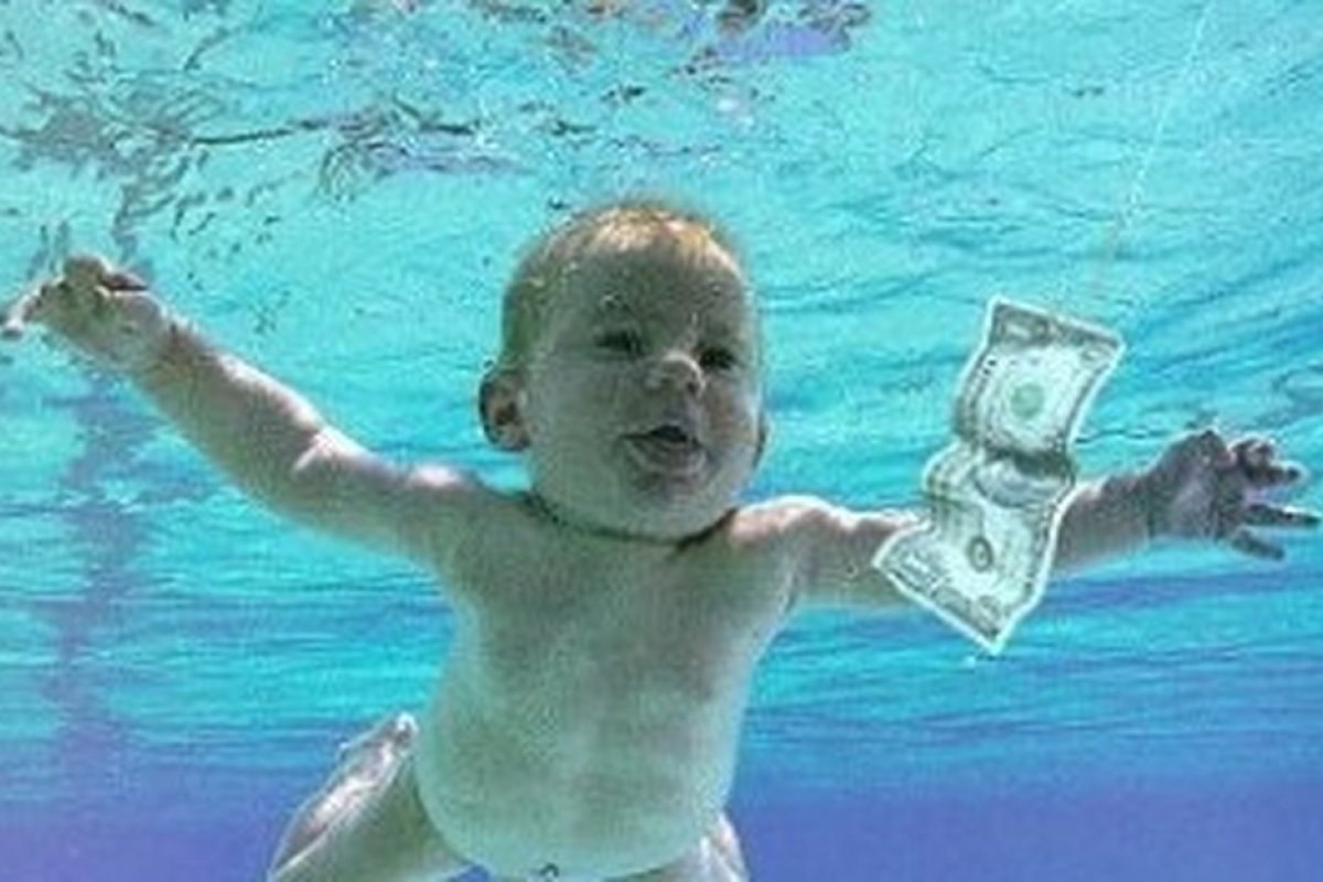 "Bebê do Nirvana" processa banda por pornografia infantil e exploração sexual