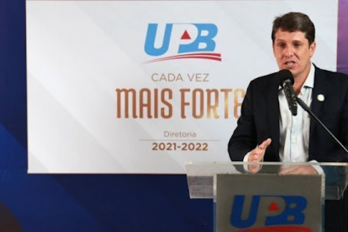 UPB faz acordo com Lira para reduzir perdas dos municípios com reforma do IR