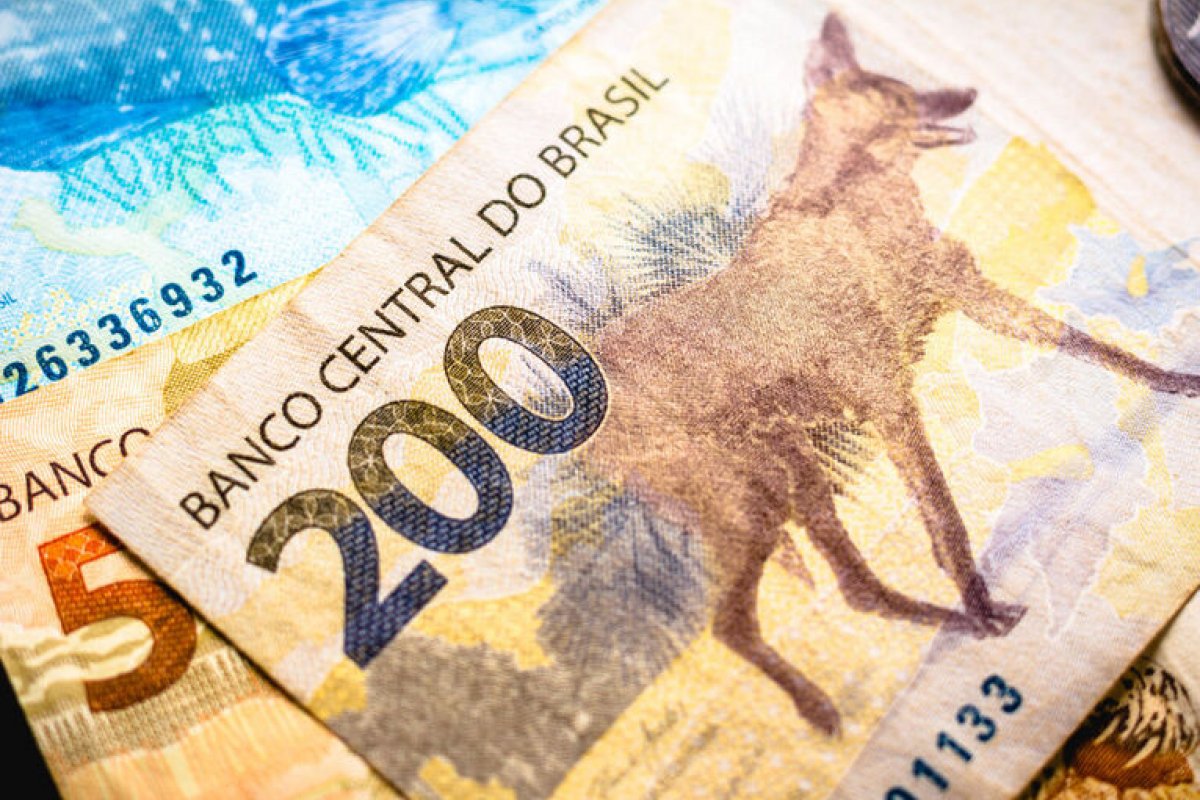 Reajustes salariais ficam abaixo da inflação em mais da metade das negociações coletivas