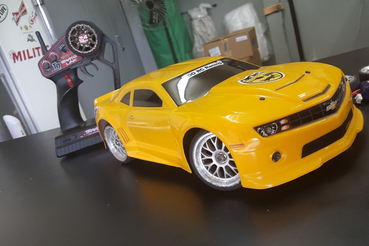 Encontro de automodelismo movimenta Avenida da França