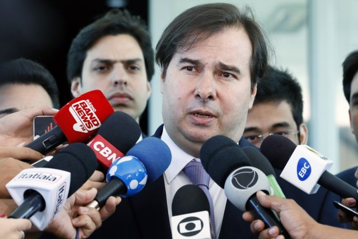 Maia nega que pediu a antecipação do relatório da Reforma da Previdência