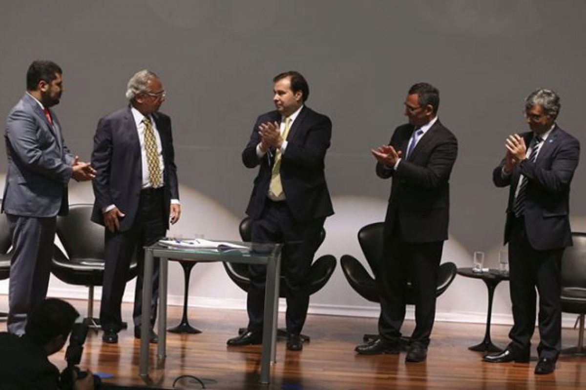 Governo Federal libera R$ 8,3 bilhões do orçamento