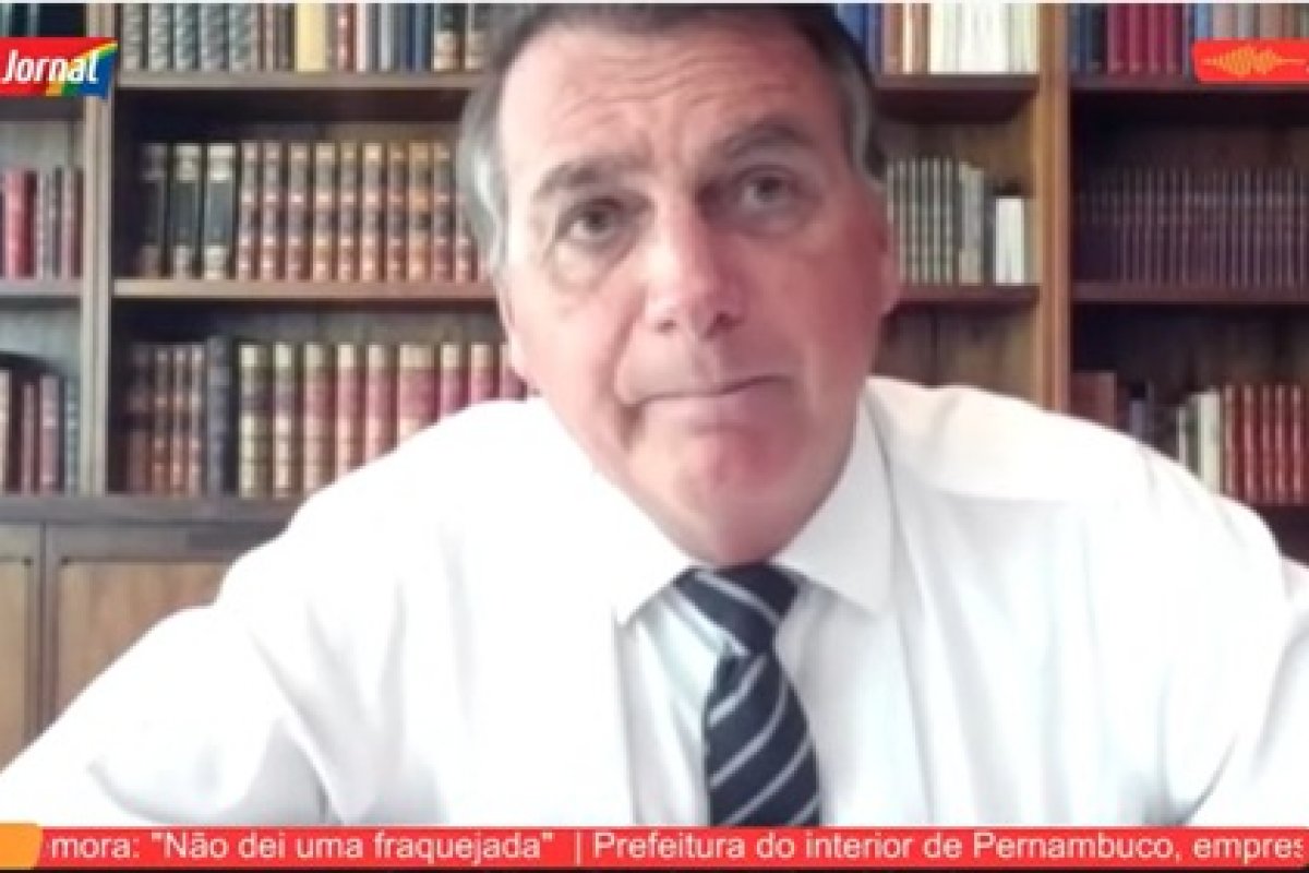 Bolsonaro lamenta posição de Rodrigo Pacheco em rejeitar o pedido de impeachment contra o ministro do STF, Alexandre de Moraes