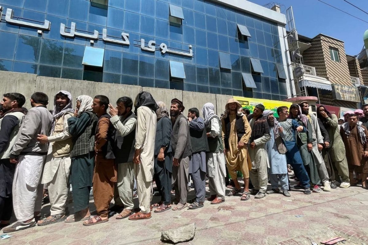 Itamaraty pede ajuda à Europa para trazer brasileiros e famílias do Afeganistão