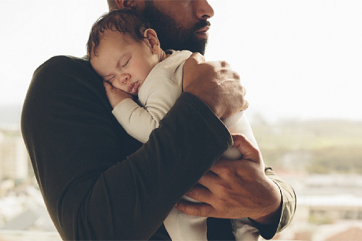 Em 2019, 7 em cada 10 homens na Bahia (67,1% ou 3,8 milhões) já haviam tido filhos, diz IBGE