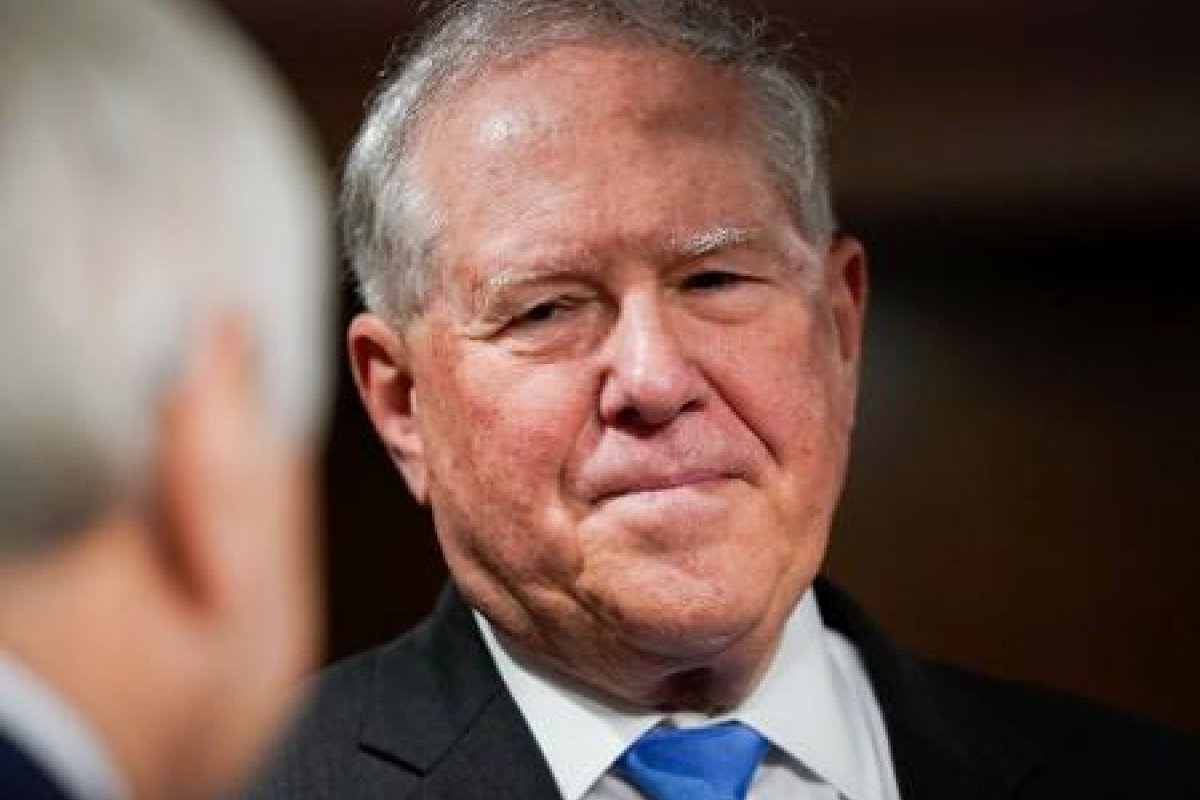 OVNIs "existem há anos" e não são ameaças, diz secretário da Força Aérea dos EUA