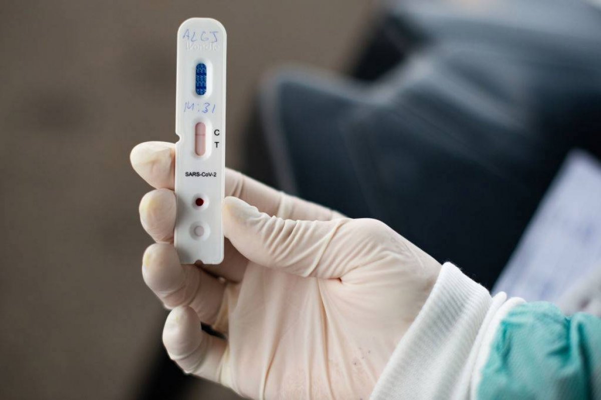 Brasil teve 24,7 mil novos casos e 684 mortes nas últimas 24h