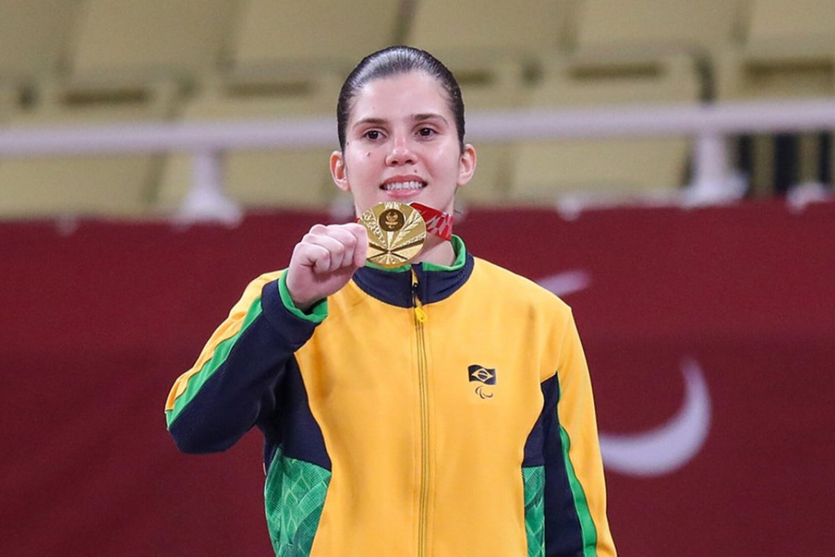Alana Maldonado conquista ouro no judô na Paralimpíada