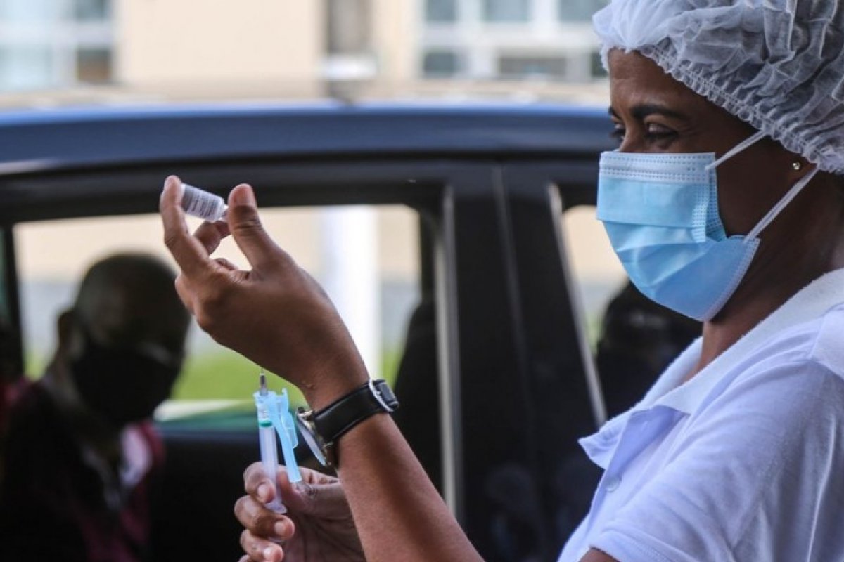 Salvador: vacinação contra Covid-19 é suspensa neste domingo (29)
