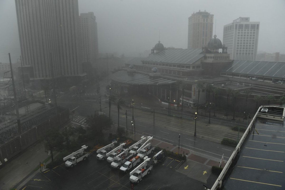 Biden declara situação de desastre após furacão Ida atingir Louisiana, EUA