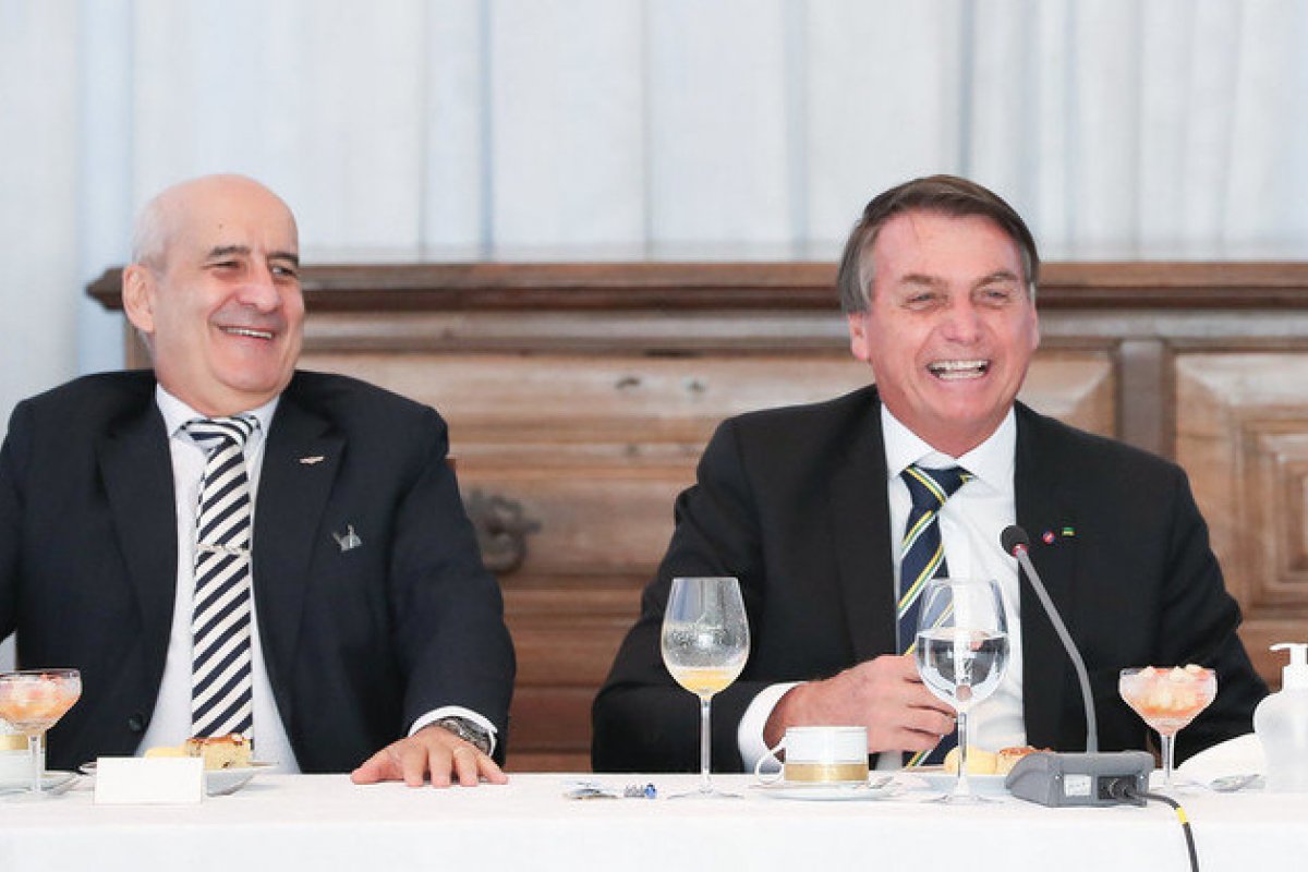 Ministro Luiz Eduardo Ramos depõe à PF nesta segunda