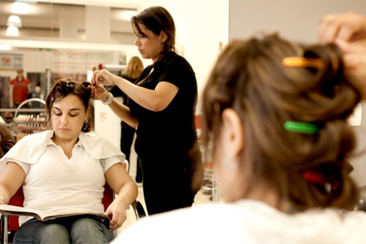 Confiança do setor de serviços cresce em agosto e atinge maior patamar desde 2013