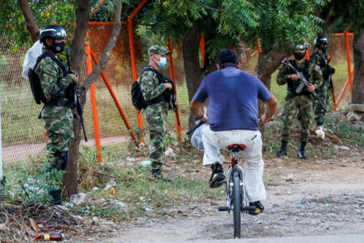 Novo ataque com explosivos deixa 14 feridos na fronteira da Colômbia com a Venezuela