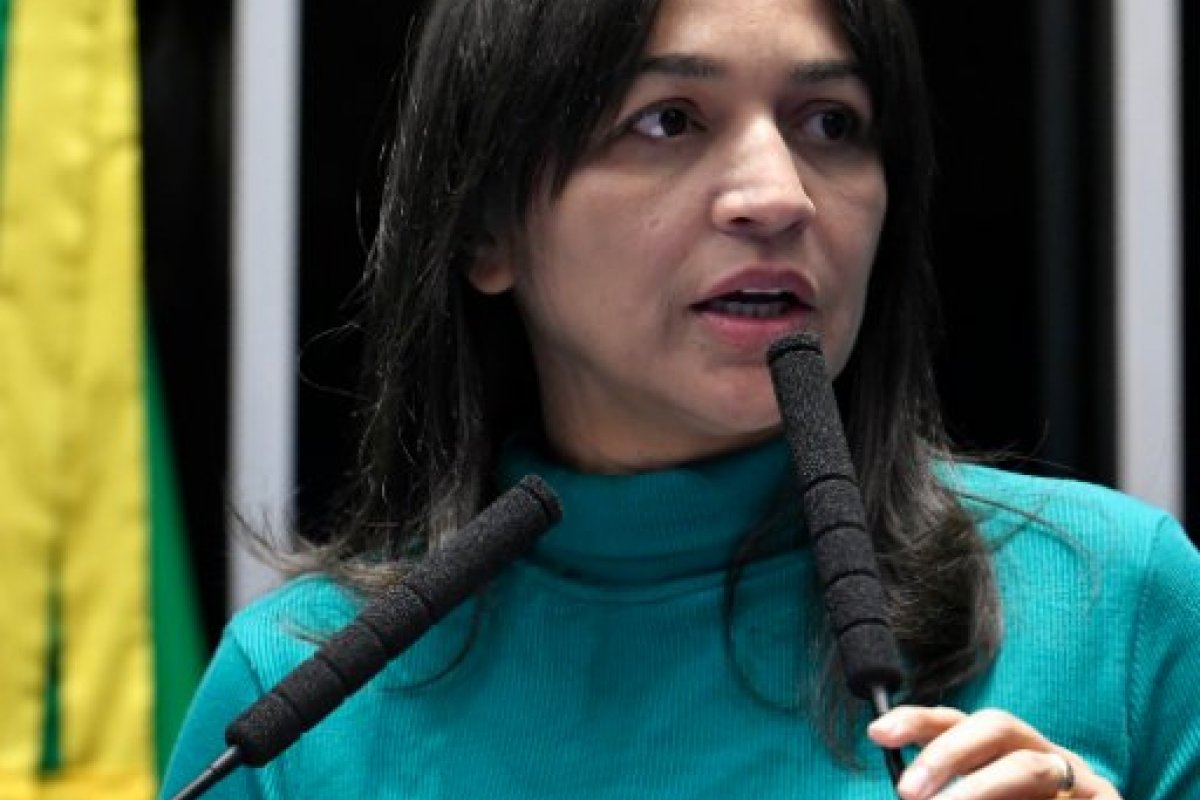 Senadora se ausenta de CPI por causa de reação leve a vacina contra a Covid-19