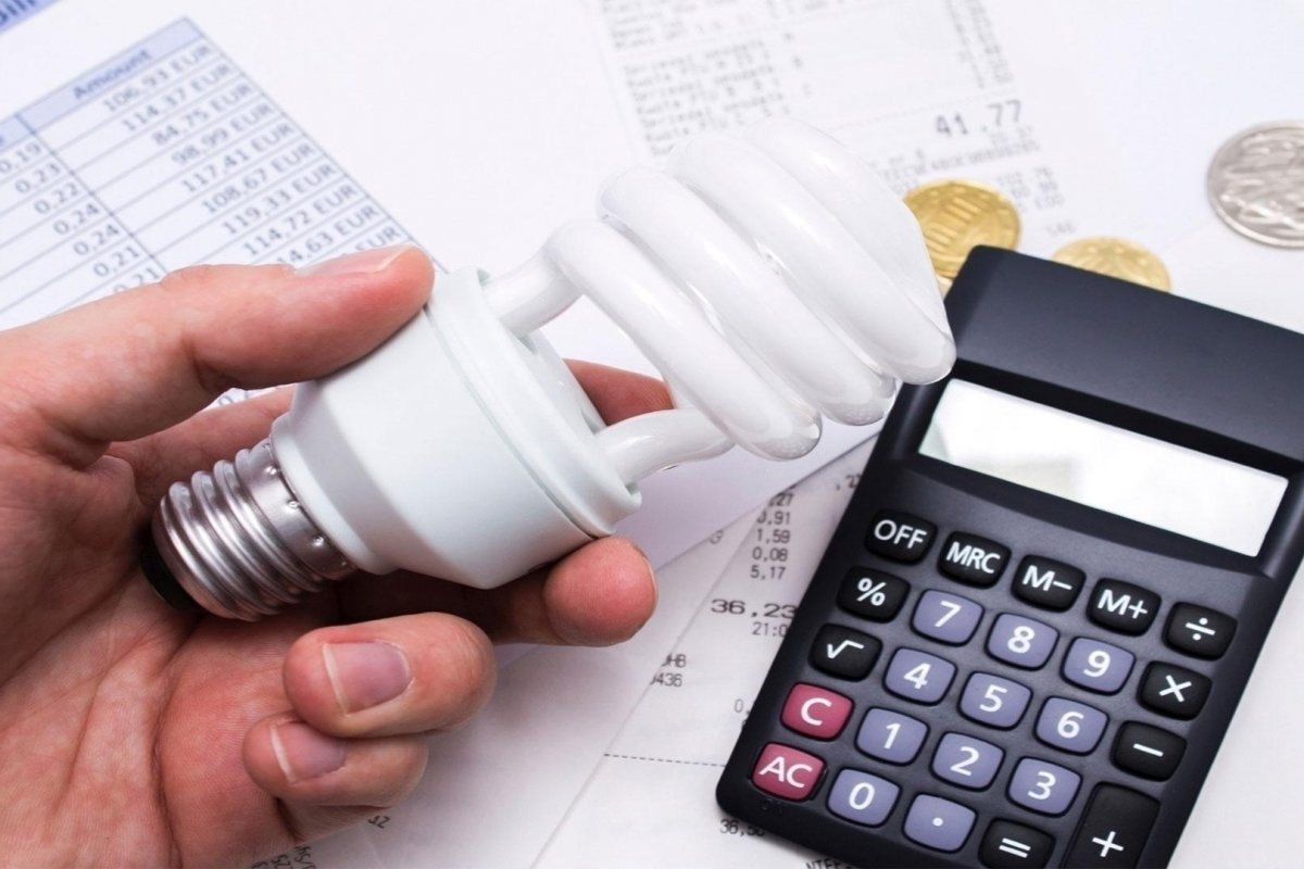 Com nova bandeira, tarifa extra da conta de luz sobe 50% a partir desta quarta-feira (1º)