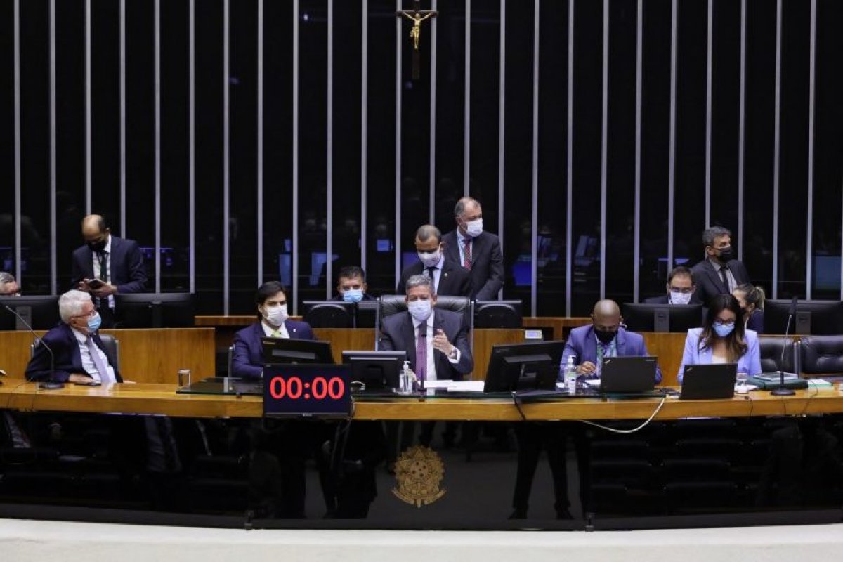 Novo Código Eleitoral criminaliza a disseminação de informações falsas relacionadas à integridade do processo eleitoral